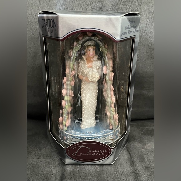 Princess Diana Carlton Cards 10th Anniversary Ornament, New - Picture 1 of 8